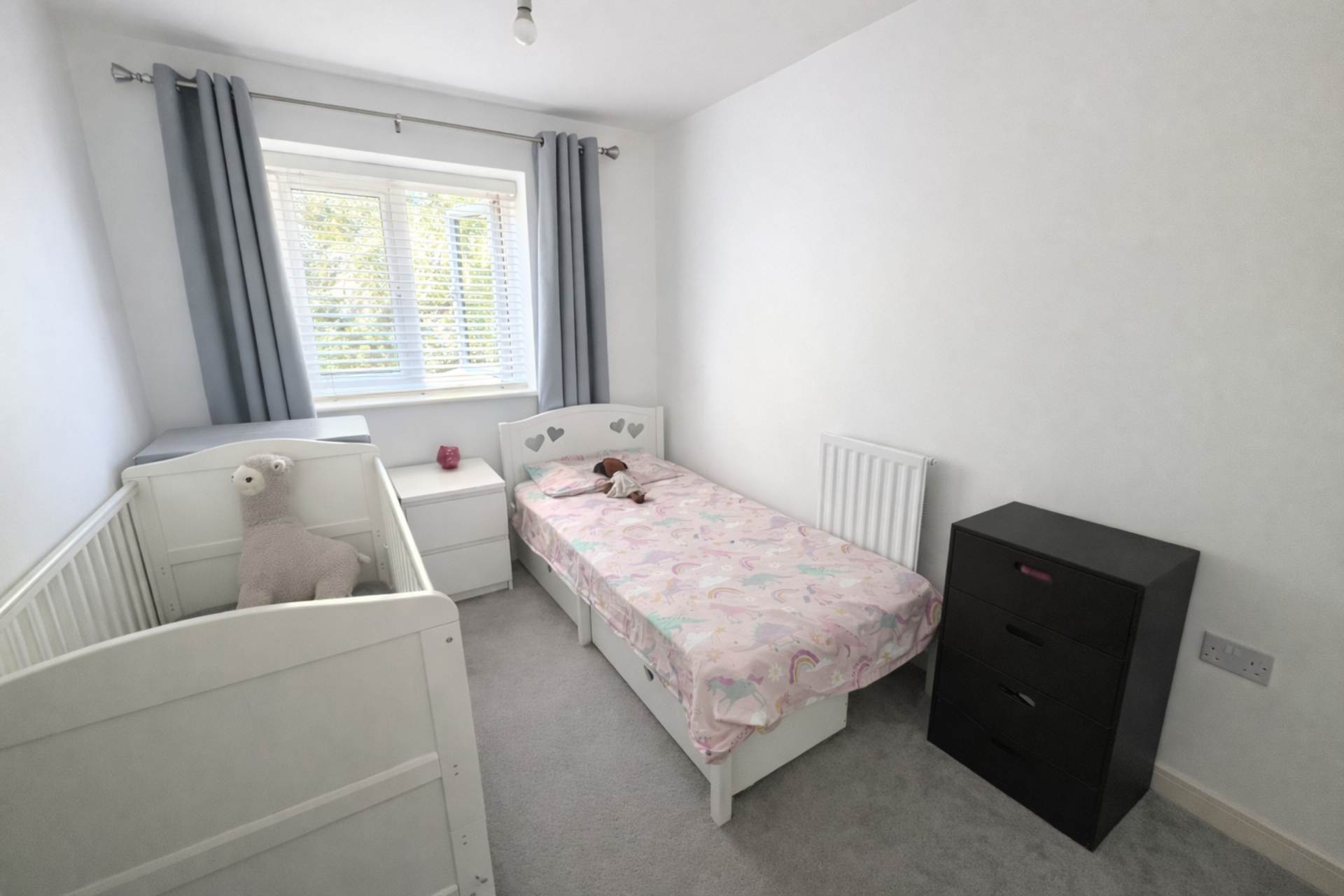Florence Close, Warley, Brentwood, Image 7