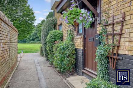 Roding Drive, Kelvedon Hatch, Image 20