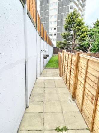 Crescent Road, Brentwood, Image 9