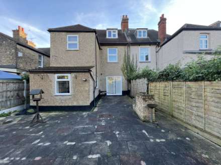 Rose Valley, Brentwood, Image 9