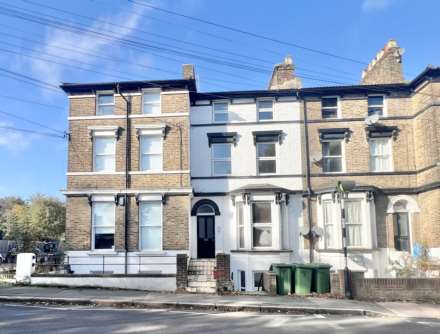 Warley Hill, Brentwood, Image 2