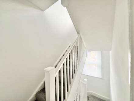 Warley Hill, Brentwood, Image 4