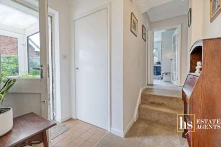 Hillside Walk, Brentwood, Image 18