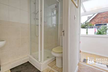 Hillside Walk, Brentwood, Image 42
