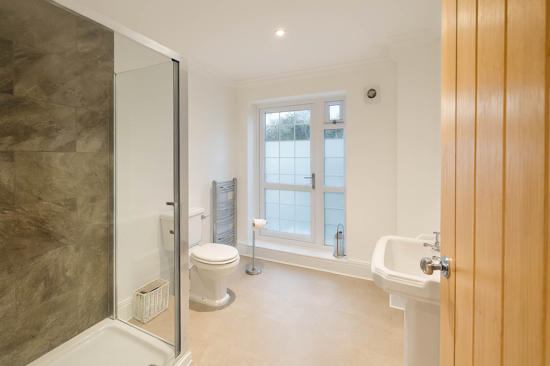 Wansford Close, Brentwood, Image 18