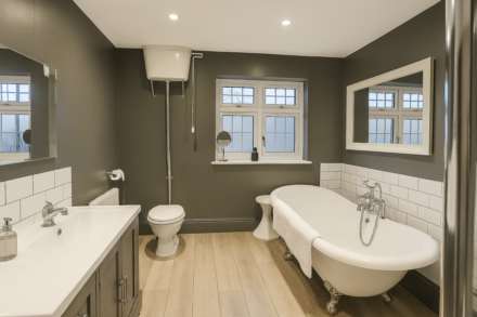 Wansford Close, Brentwood, Image 21