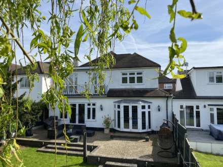 Wansford Close, Brentwood, Image 24