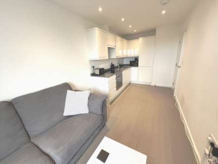 Hubert Road, Brentwood, Image 6