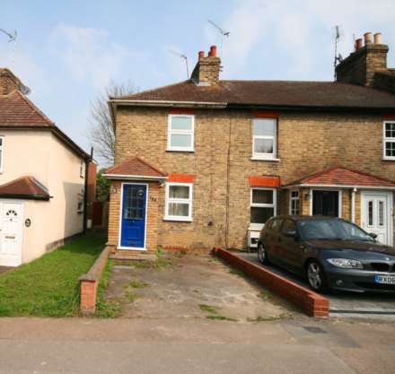 2 Bedroom End Terrace, Crescent Road, Brentwood