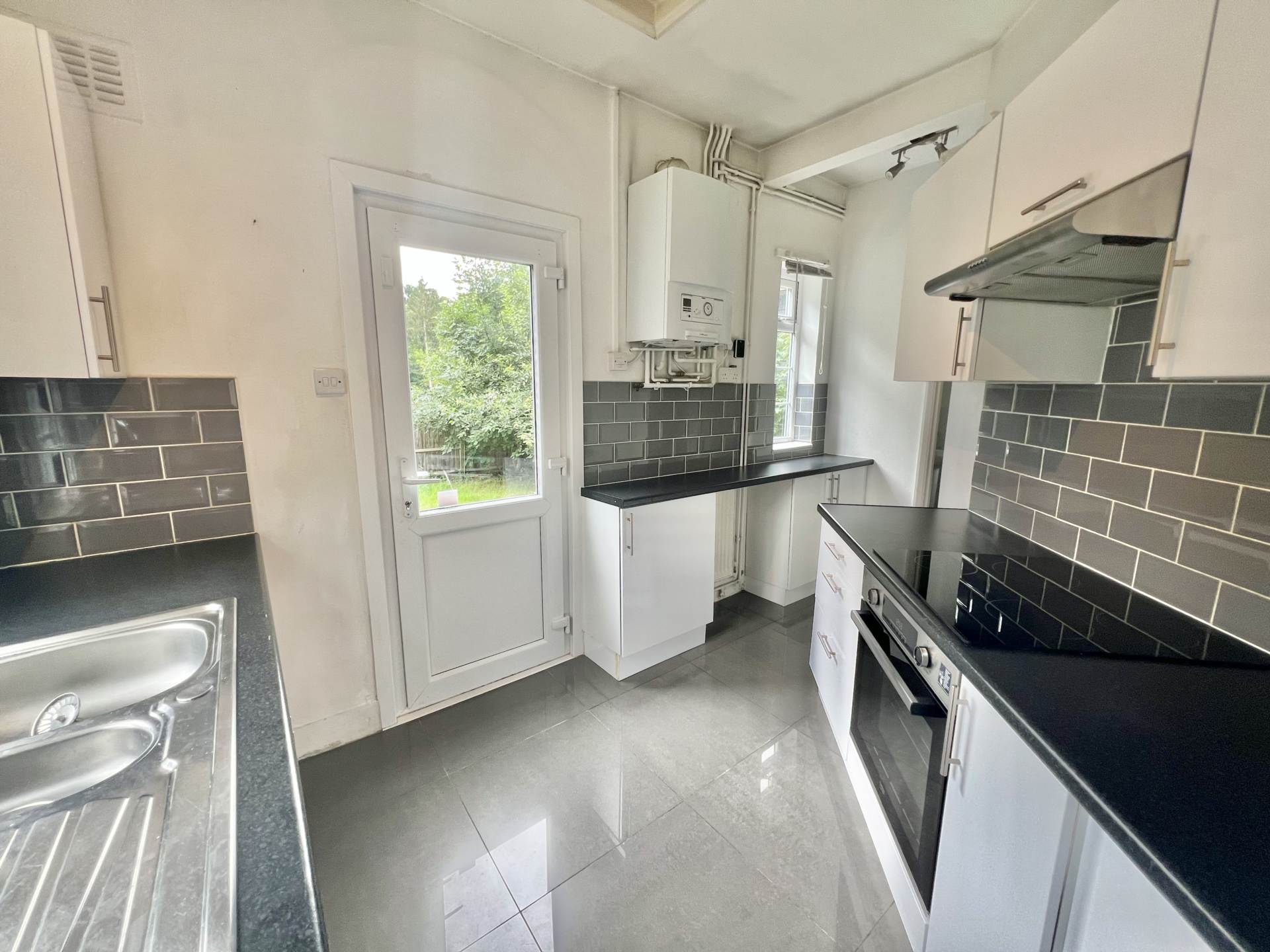 Weald Road, South Weald, Brentwood, Image 3