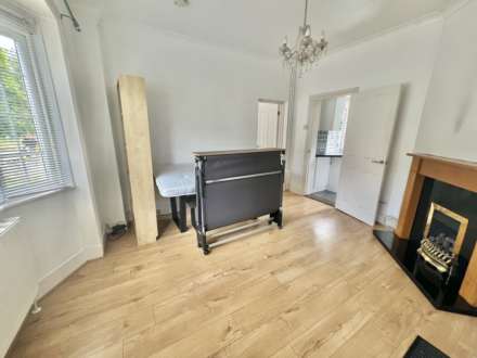 Weald Road, South Weald, Brentwood, Image 2