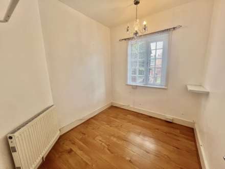 Weald Road, South Weald, Brentwood, Image 5