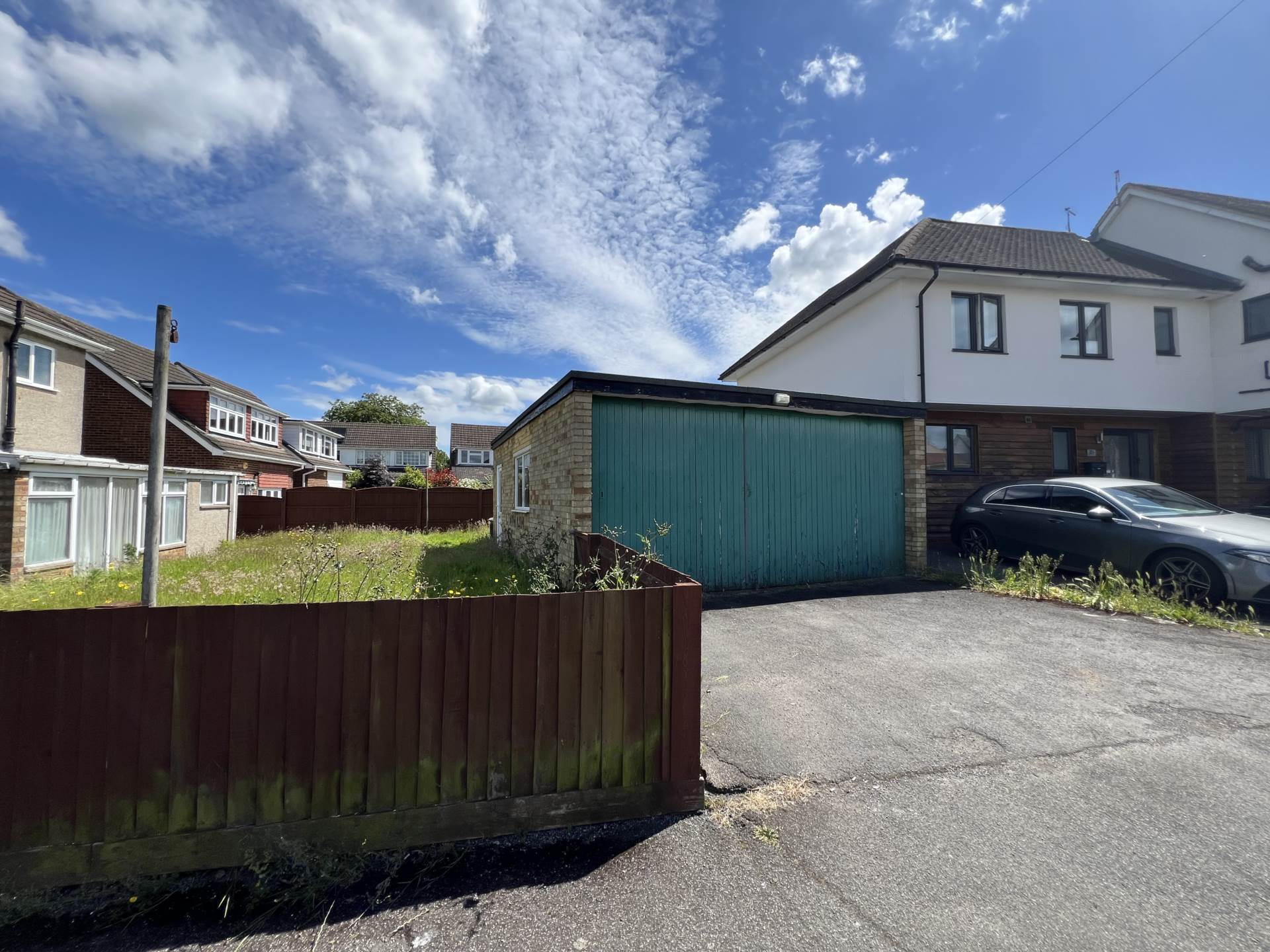 King Georges Road, Pilgrims Hatch, Image 5
