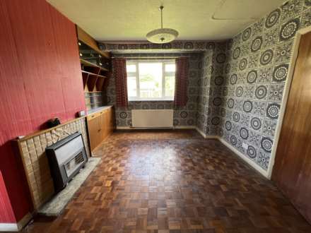 King Georges Road, Pilgrims Hatch, Image 4