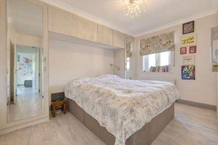 Fyfield Close, Brentwood, Image 12