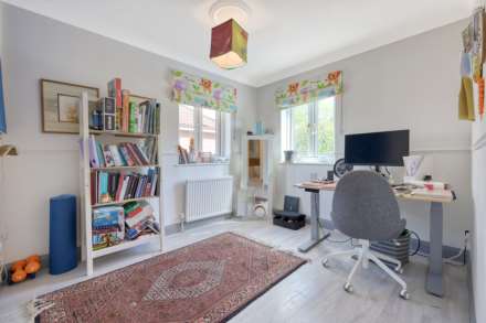 Fyfield Close, Brentwood, Image 17