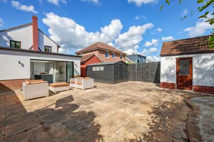 Fyfield Close, Brentwood, Image 19