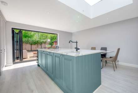 Fyfield Close, Brentwood, Image 7