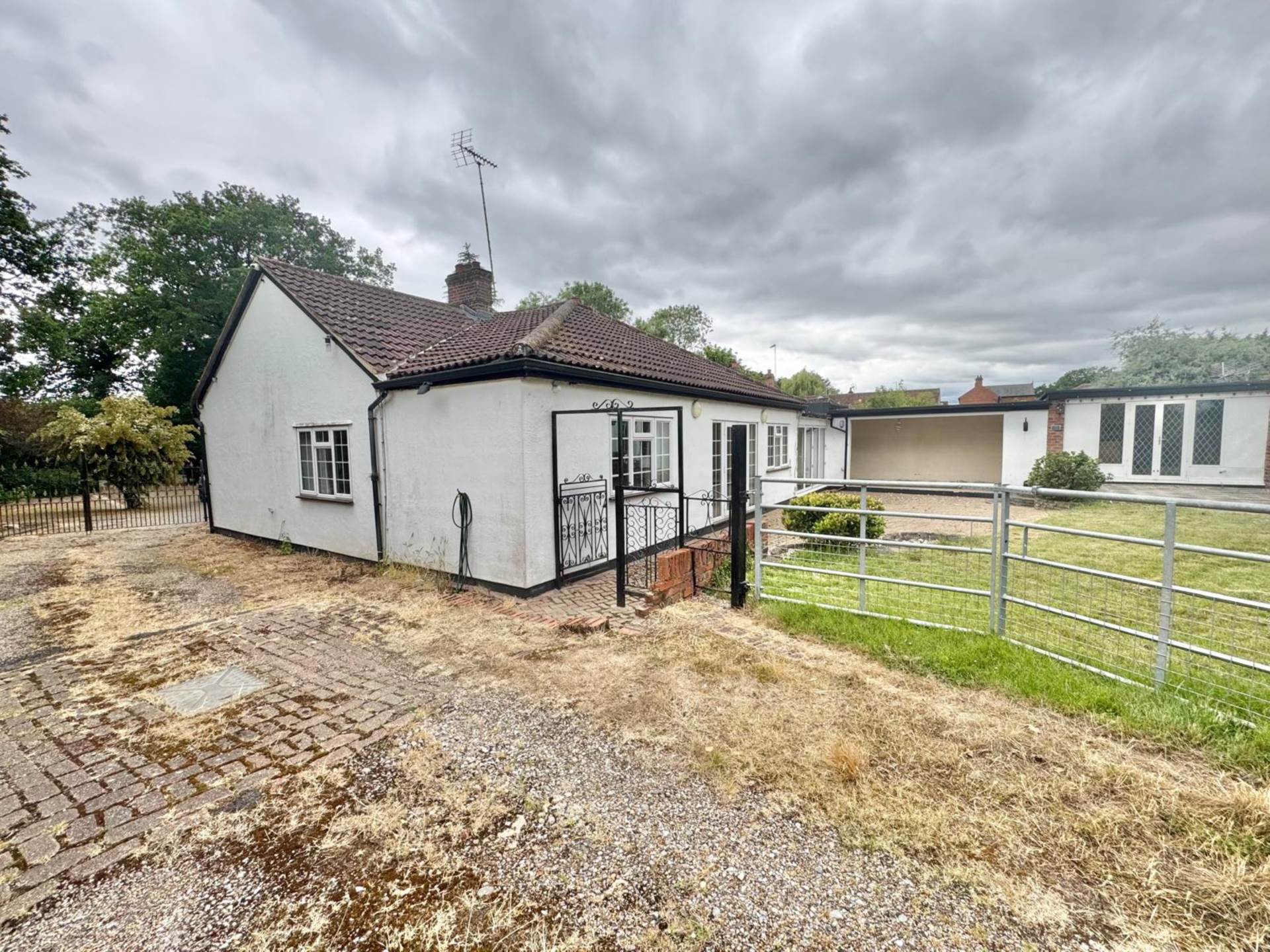 Hatch Road, Brentwood, Image 21