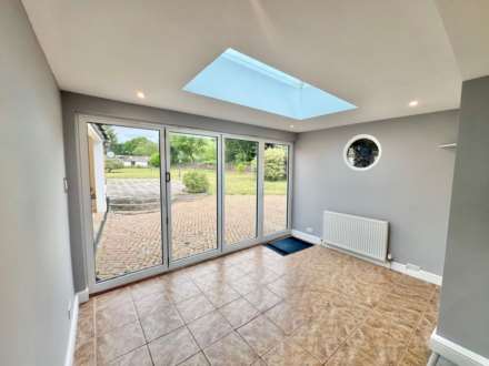 Hatch Road, Brentwood, Image 4