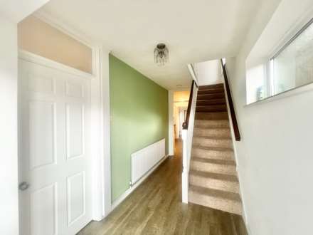 Newlands Close, Brentwood, Image 11