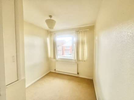Newlands Close, Brentwood, Image 14