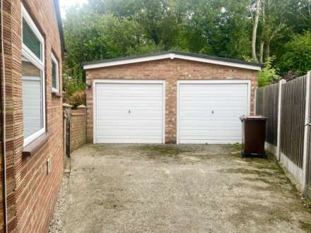 Newlands Close, Brentwood, Image 19