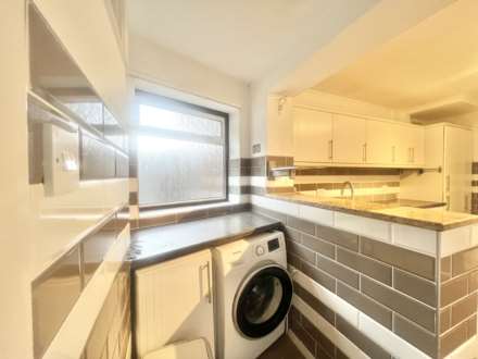 Newlands Close, Brentwood, Image 7