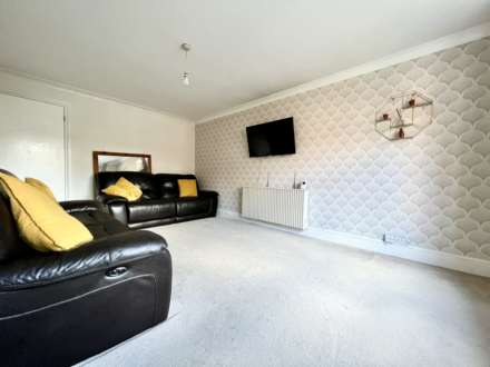 Gresham Court, Brentwood, Image 3