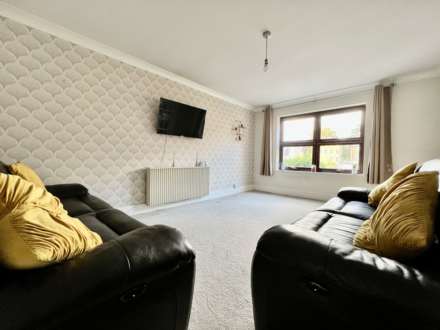 Gresham Court, Brentwood, Image 4