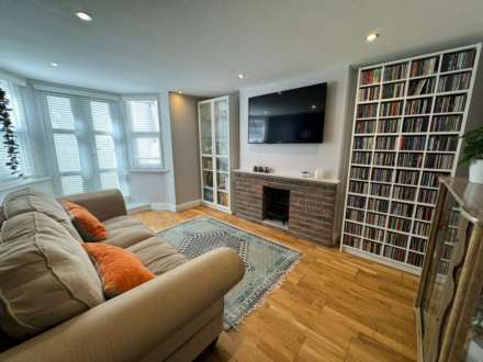 Victoria Road, Brentwood, Image 11