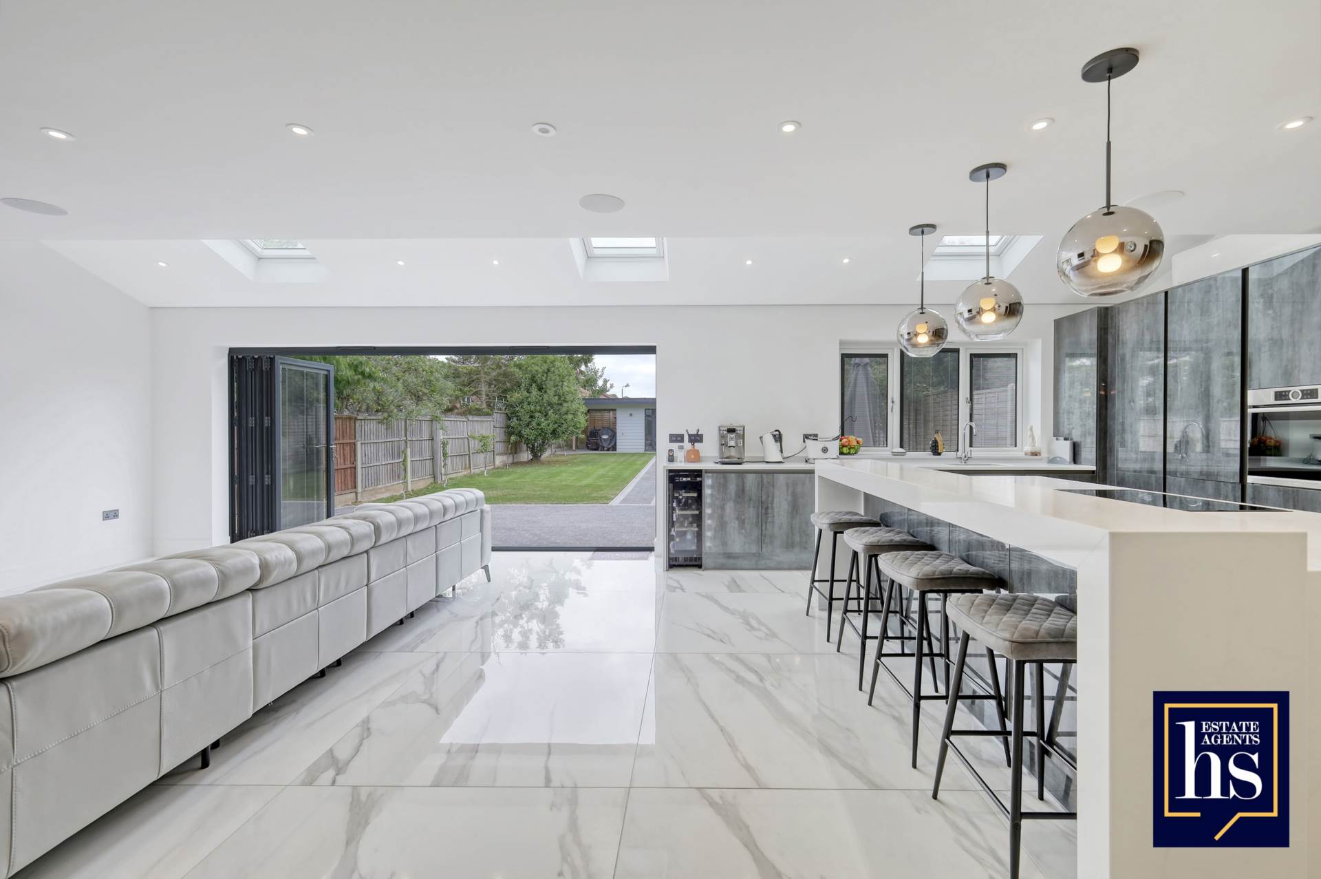 Great Berry Lane, Langdon Hills, Image 5