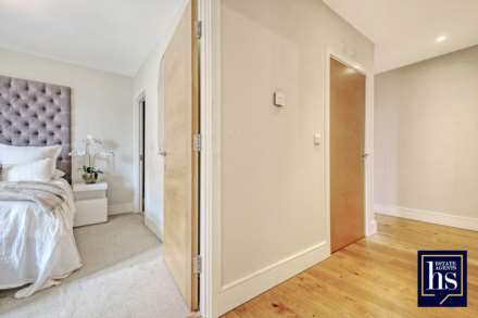 The Galleries, Brentwood, Image 13