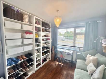 Orchard Lane, Brentwood, Image 10