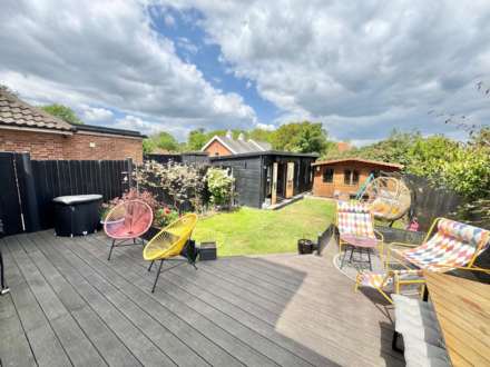 Orchard Lane, Brentwood, Image 12