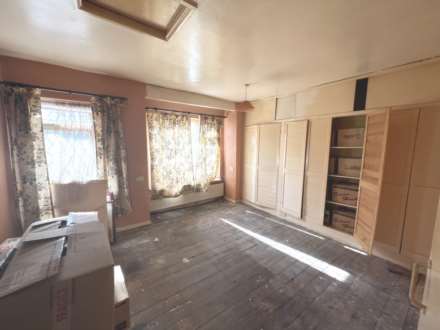 Rose Valley, Brentwood, Image 7