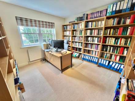 Kensington Road, Pilgrims Hatch, Brentwood, Image 14