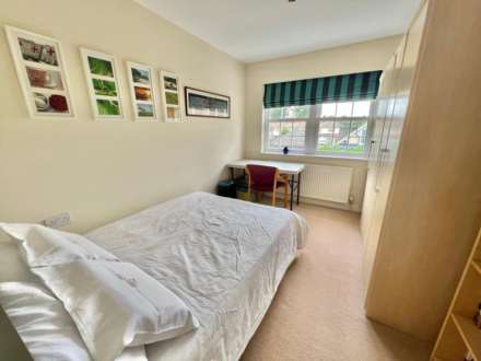 Kensington Road, Pilgrims Hatch, Brentwood, Image 17