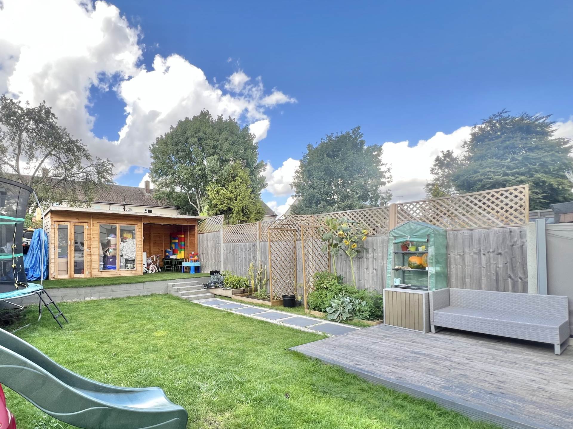 Stuart Close, Brentwood, Image 10
