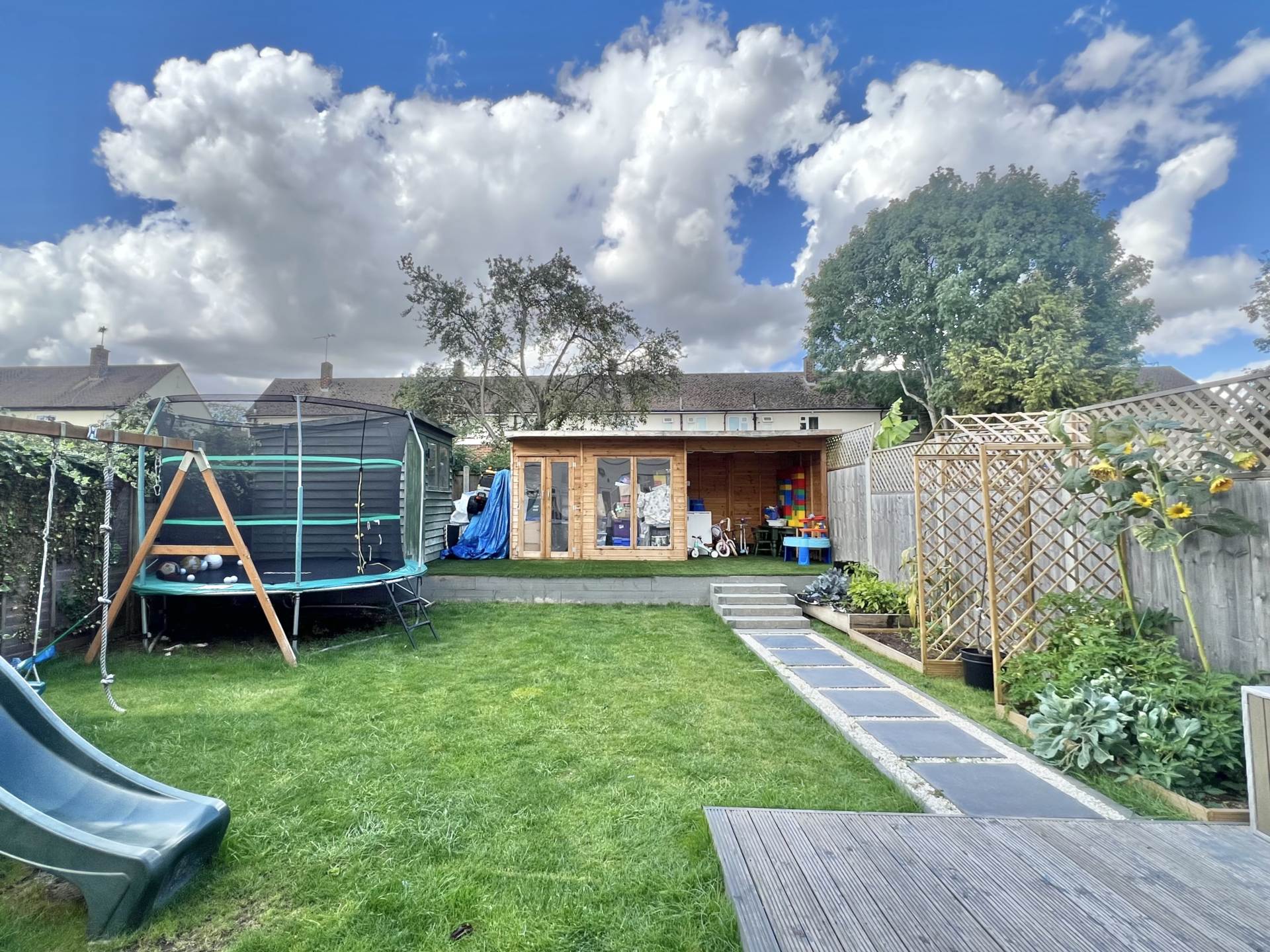 Stuart Close, Brentwood, Image 9