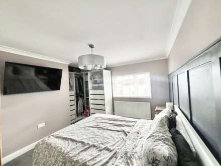 Stuart Close, Brentwood, Image 5