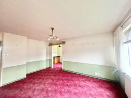 Cameron Close, Brentwood, Image 3
