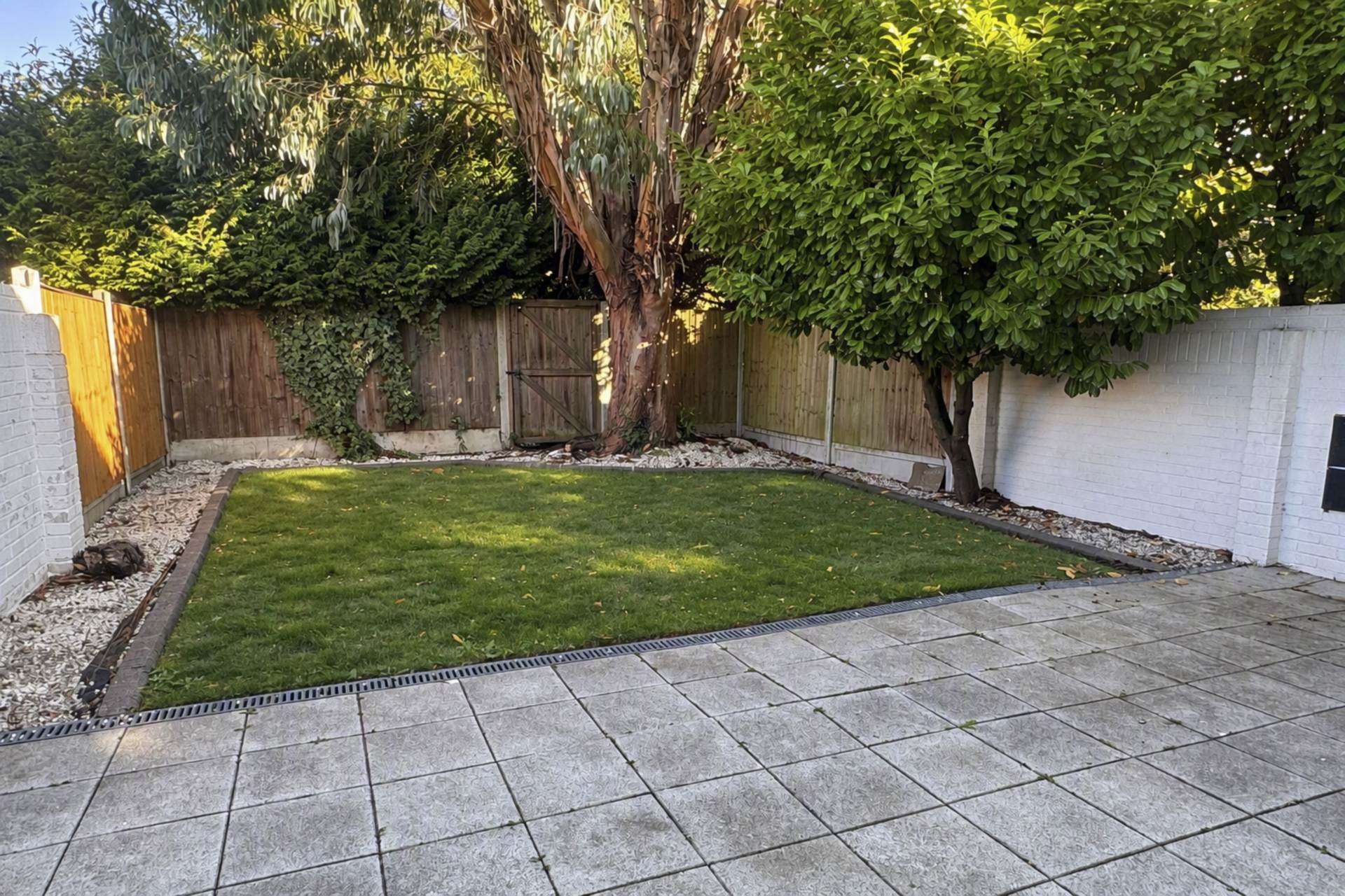 Burnell Walk, Brentwood, Image 15