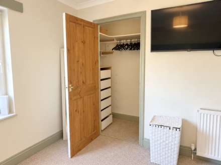 Burnell Walk, Brentwood, Image 9