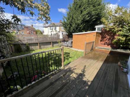 Fairfield Road, Brentwood, Image 12