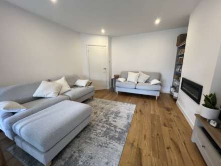 Fairfield Road, Brentwood, Image 5