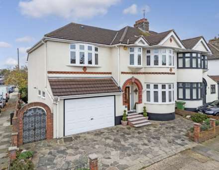Ferguson Avenue, Gidea Park, Image 27