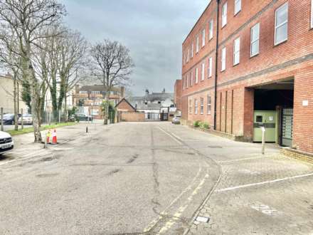 Ingrave Road, Brentwood, Image 10