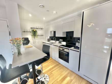 Ingrave Road, Brentwood, Image 3