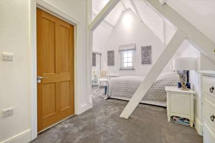The Galleries, Brentwood, Image 12